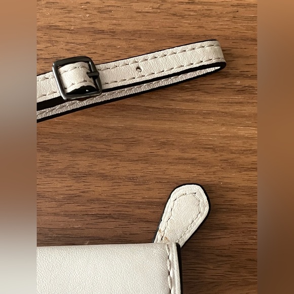 Mickey Mouse Coach clutch - Picture 4 of 16